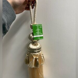 Ashland Cream Wall Decor Tassel